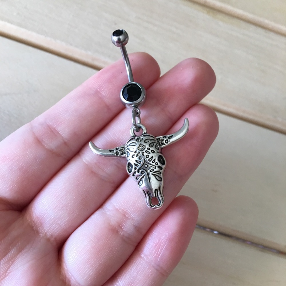 Boho Longhorn Skull Belly Button Ring - Picture 2 of 2